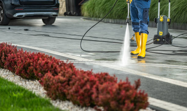 Garage Pressure Washing in Lake Kerr, FL